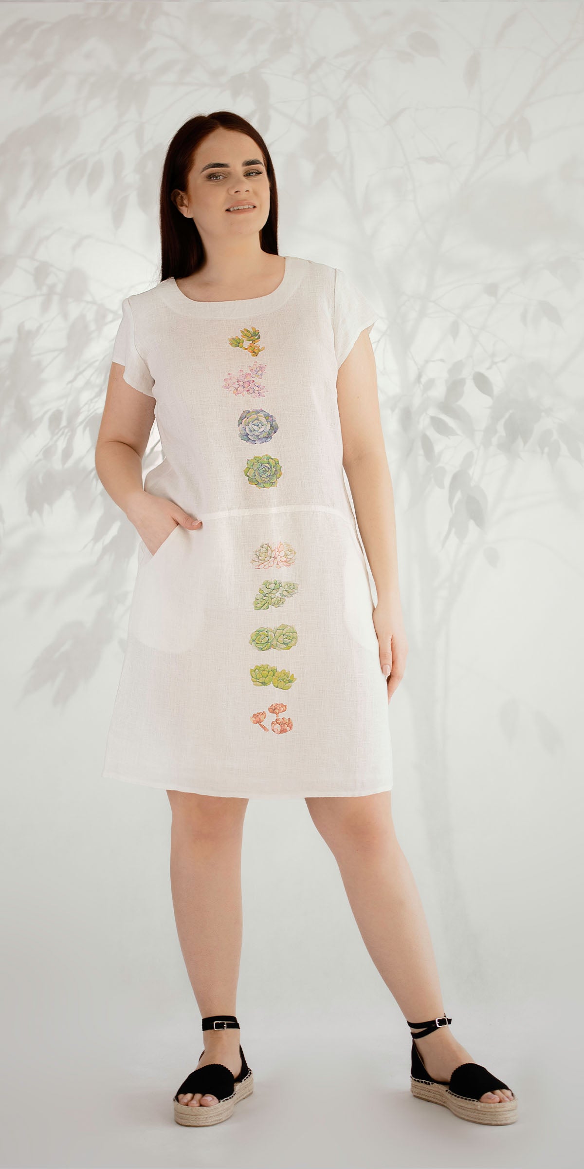 Linen dress with textile print